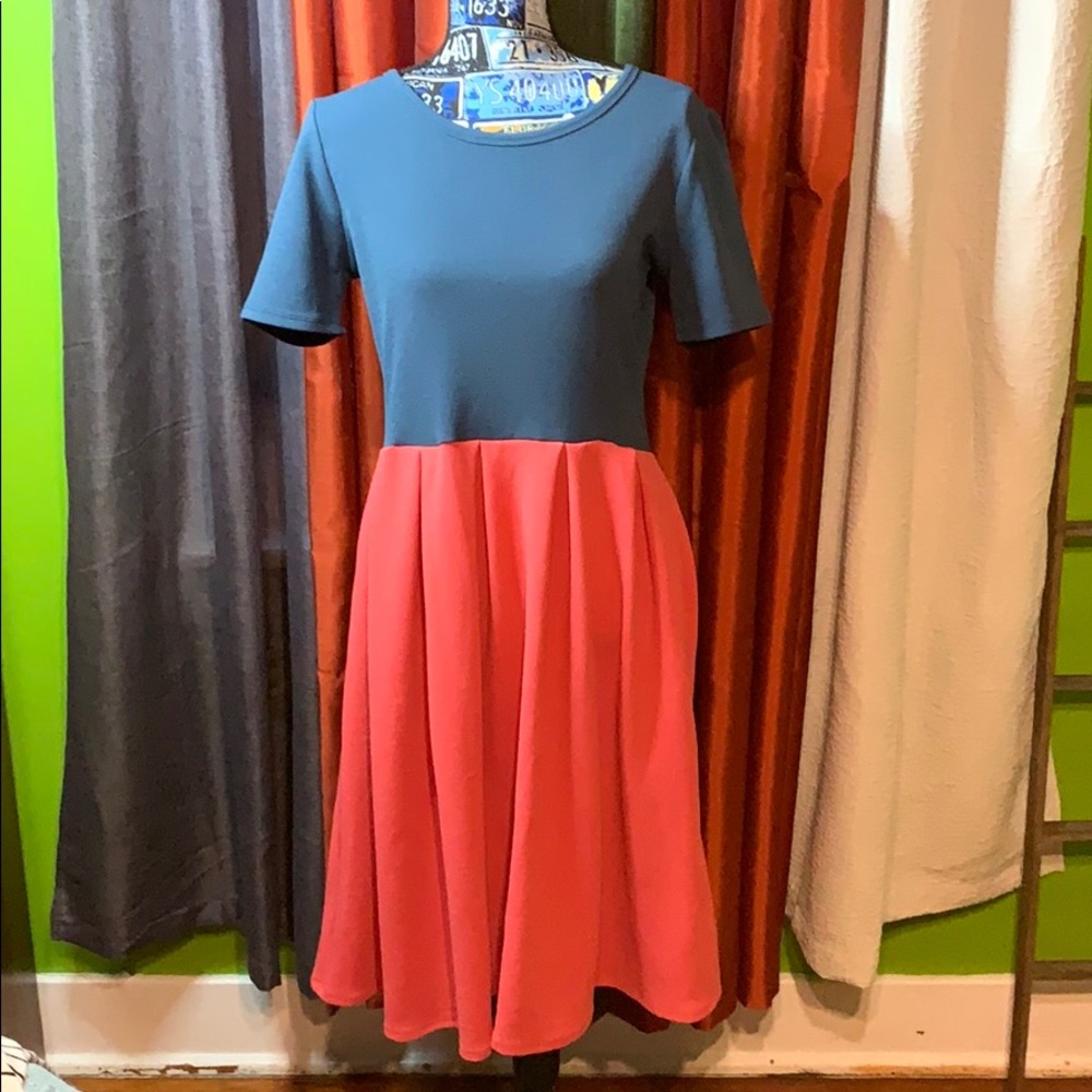 👗 EUC LulaRoe Amelia Dress Large, POCKETS!!!!